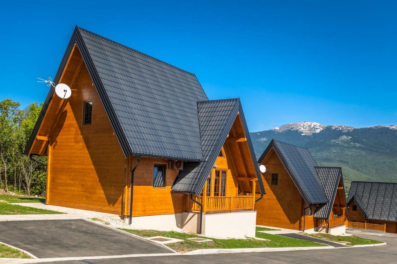 Hotel Wooden Houses Macola Korenica Exteriér fotografie