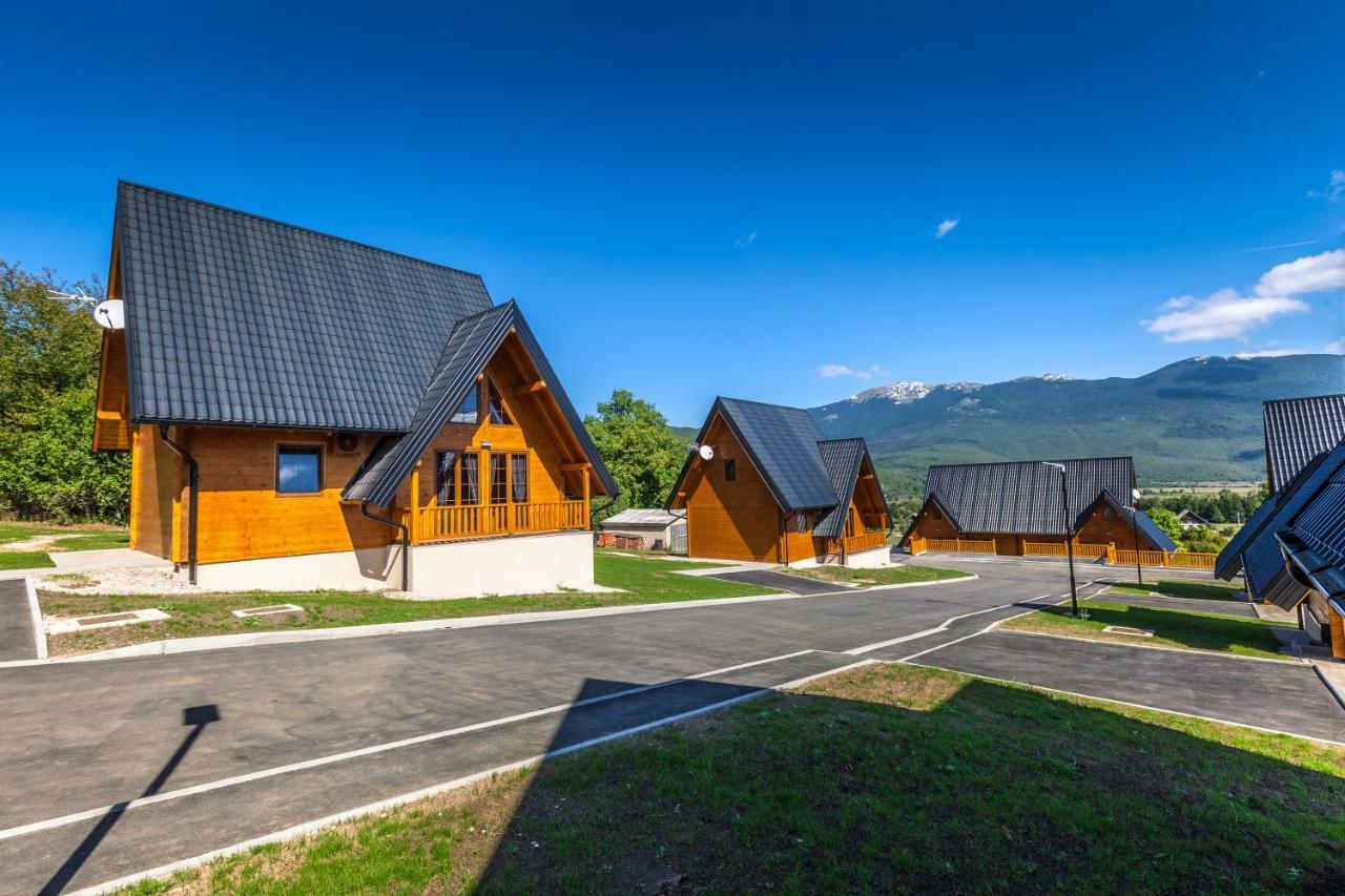 Hotel Wooden Houses Macola Korenica Exteriér fotografie